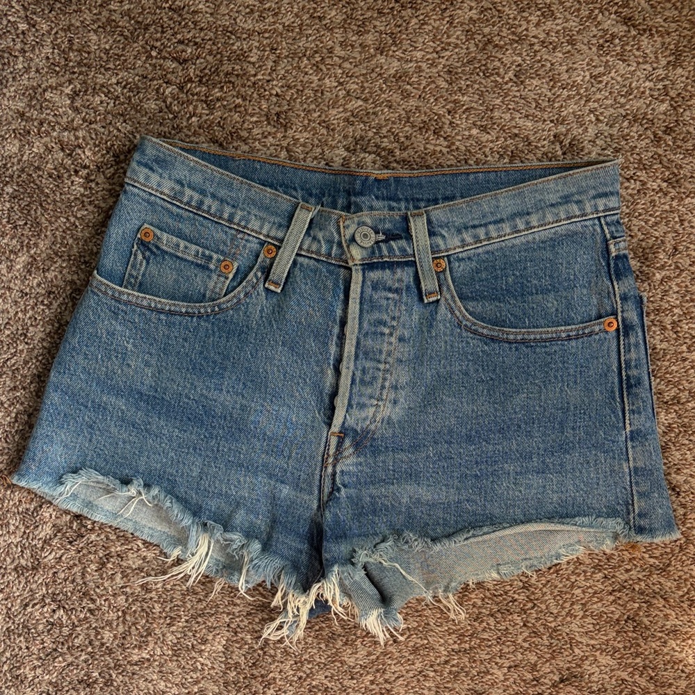 Levi’s 501 shorts